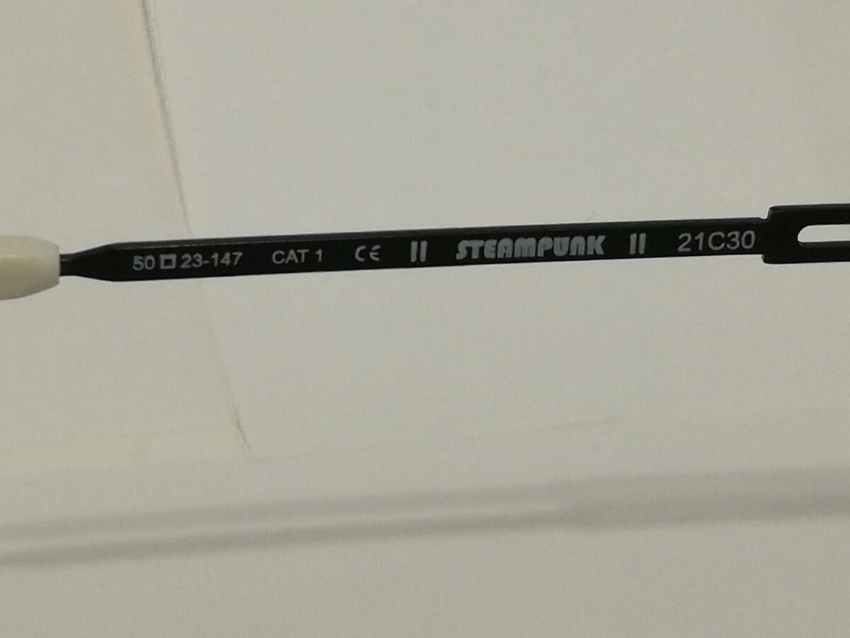 ANNE & VALENTIN - STEAMPUNK - 21c30-50/23