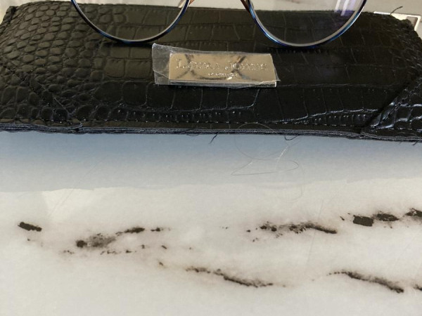 Laura jones - LJ4205