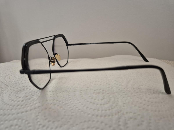 La Petite Lunette Rouge NOJH Black