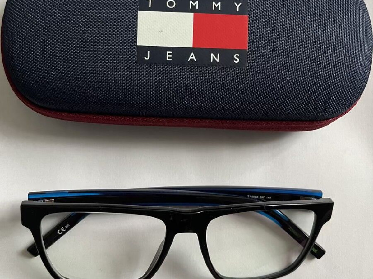 Tommy Hilfiger - TJ0058 807