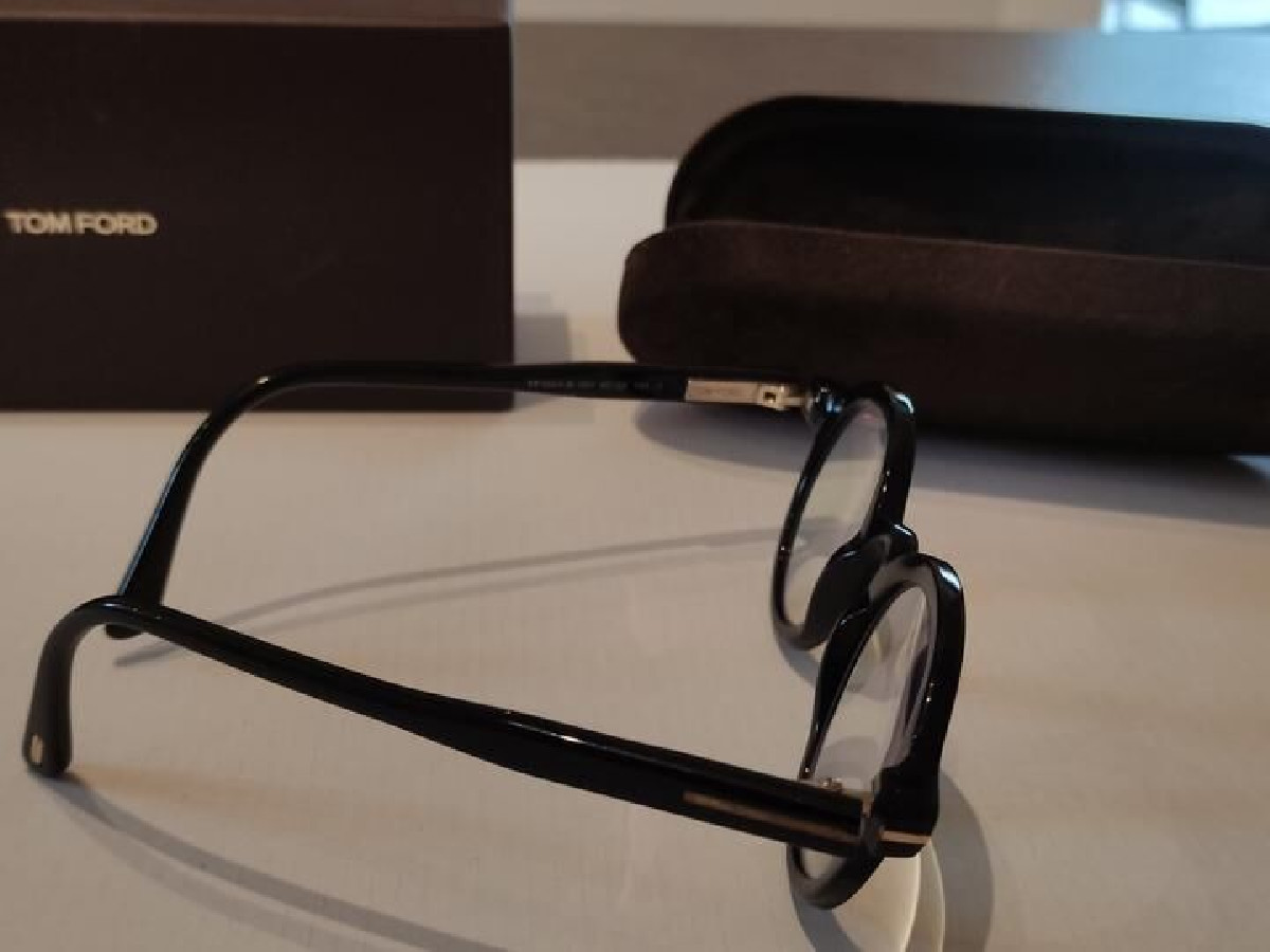 TOMページ Tom Ford FT5664-B Eyeglasses | LensCrafters