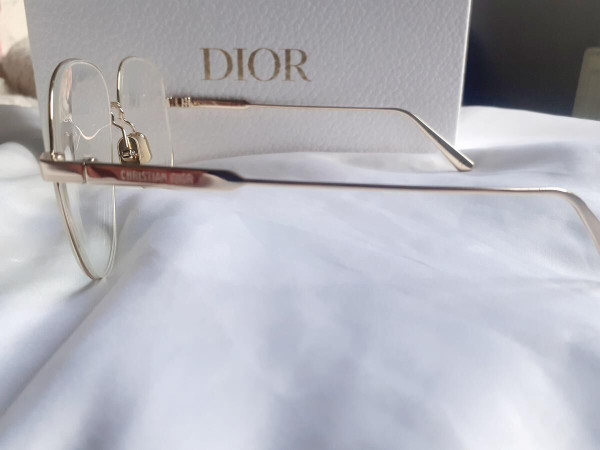 DIOR UltraDiorO A10 A000