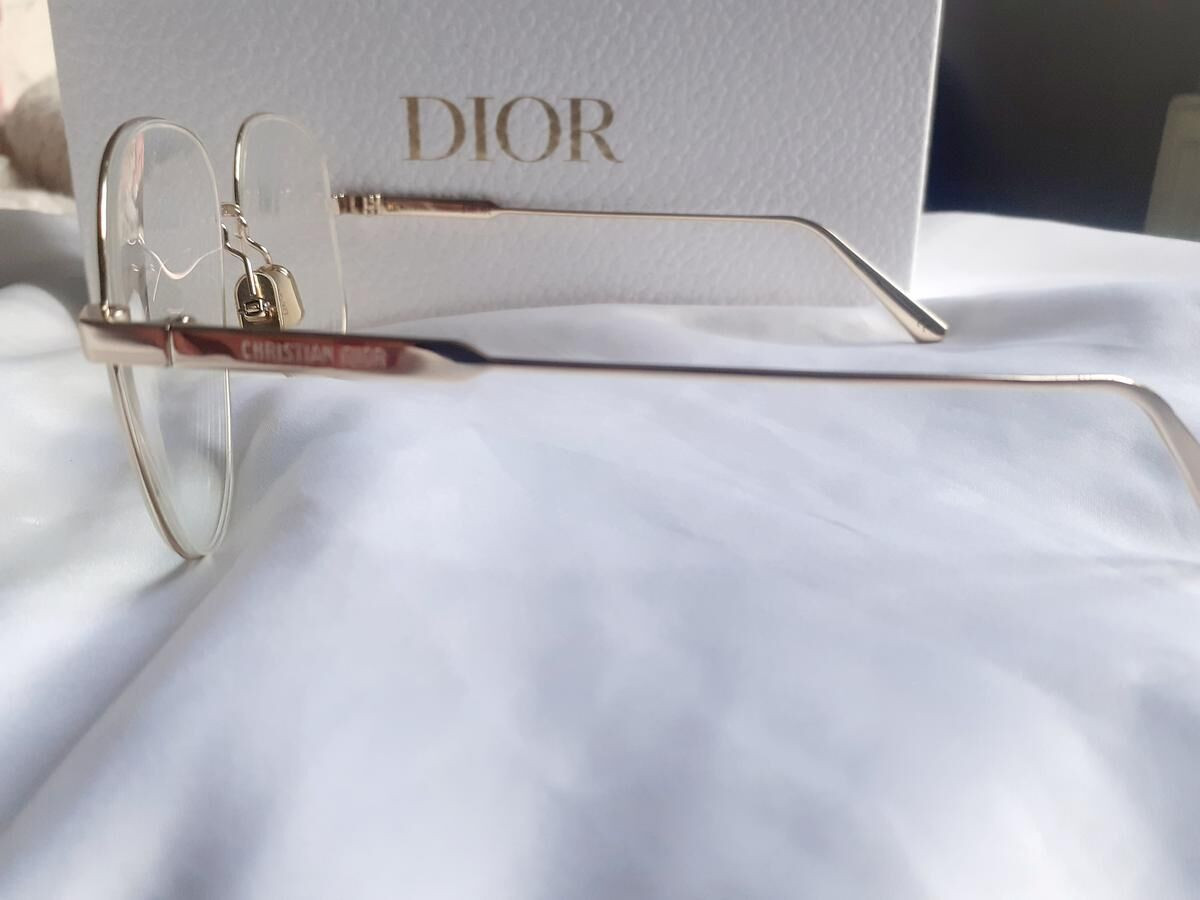 DIOR UltraDiorO A10 A000
