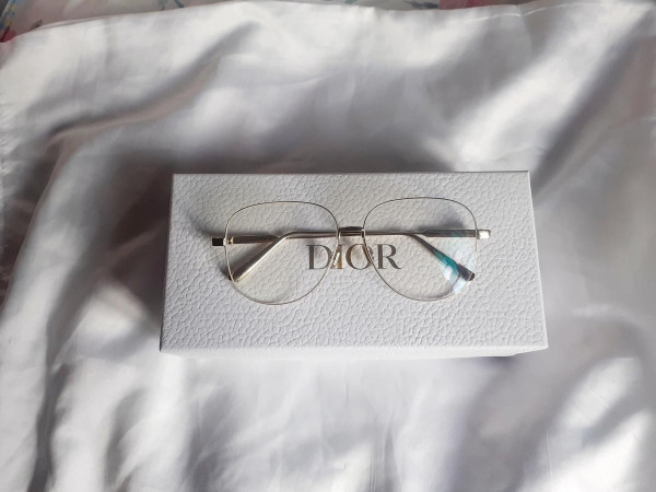 DIOR UltraDiorO A10 A000