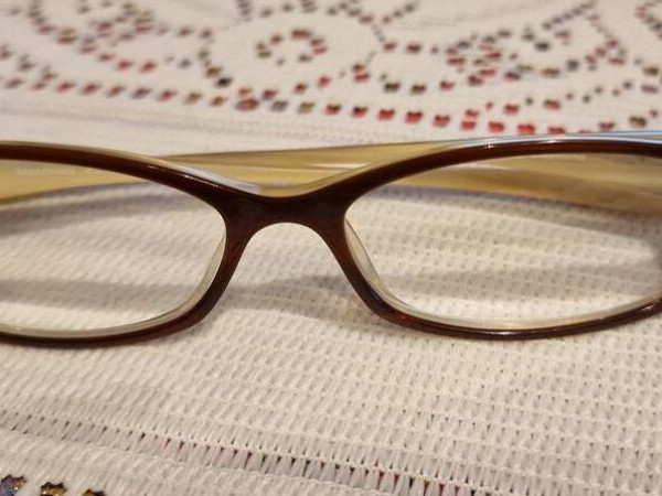 OAKLEY