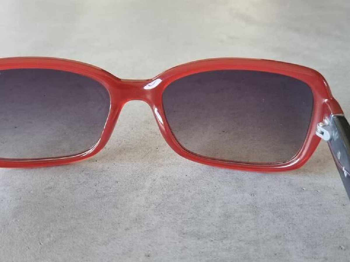 GUESS - GU474 69B 56 18 135 * 3