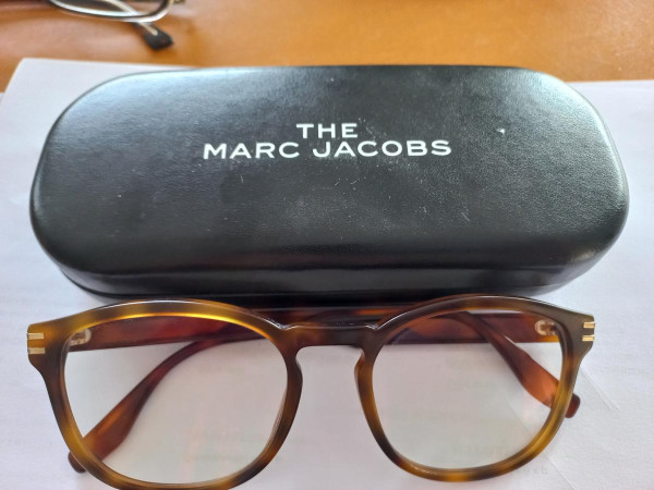 Marc Jacobs - 605