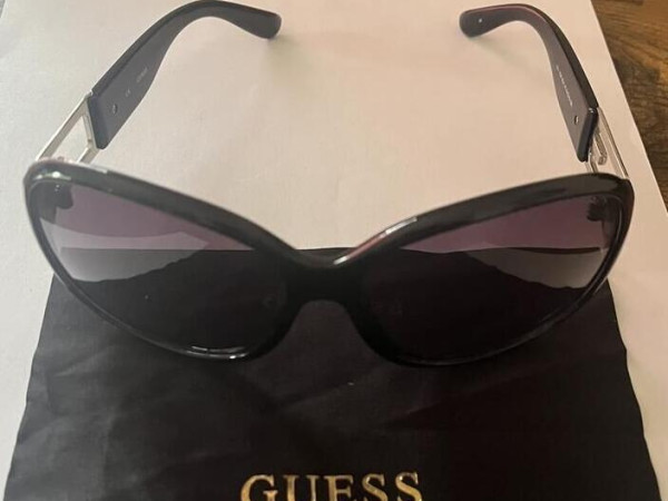 GUESS - GU7226 black -35