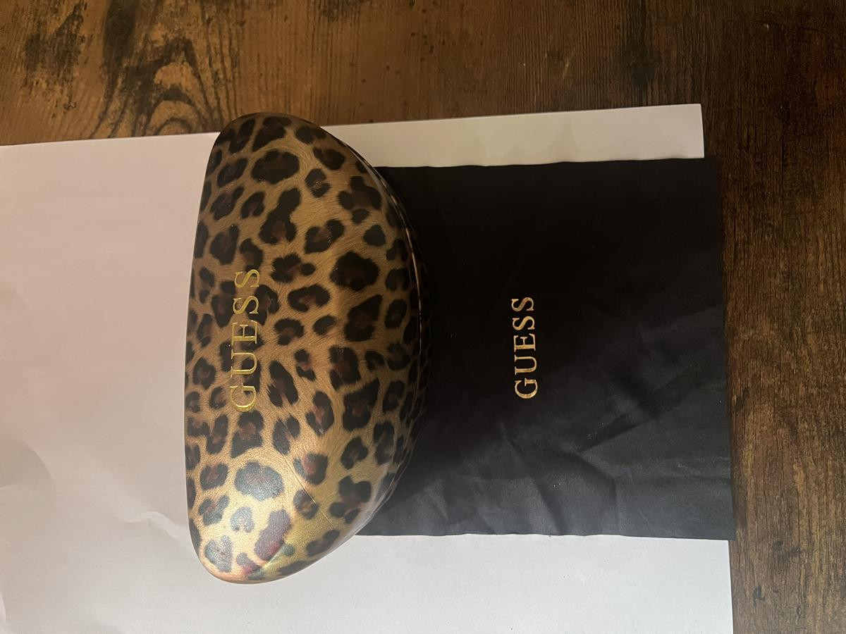 GUESS - GU7226 black -35