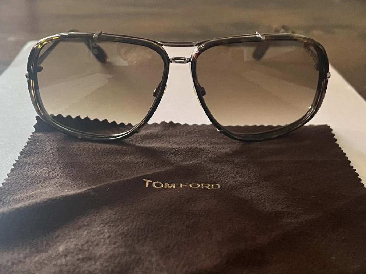 TOM FORD - ANDRÉS FT0110 14P