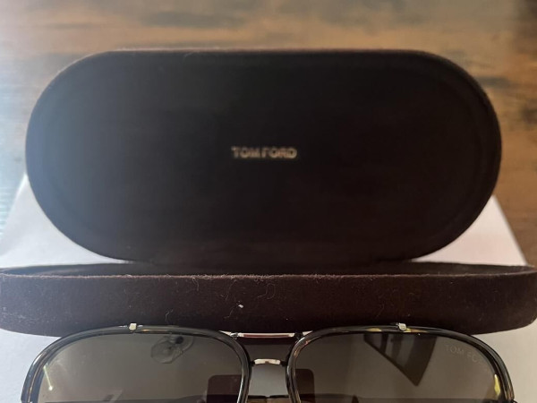 TOM FORD - ANDRÉS FT0110 14P
