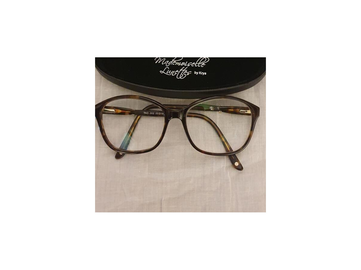 Mademoiselle Lunettes - TAO 002