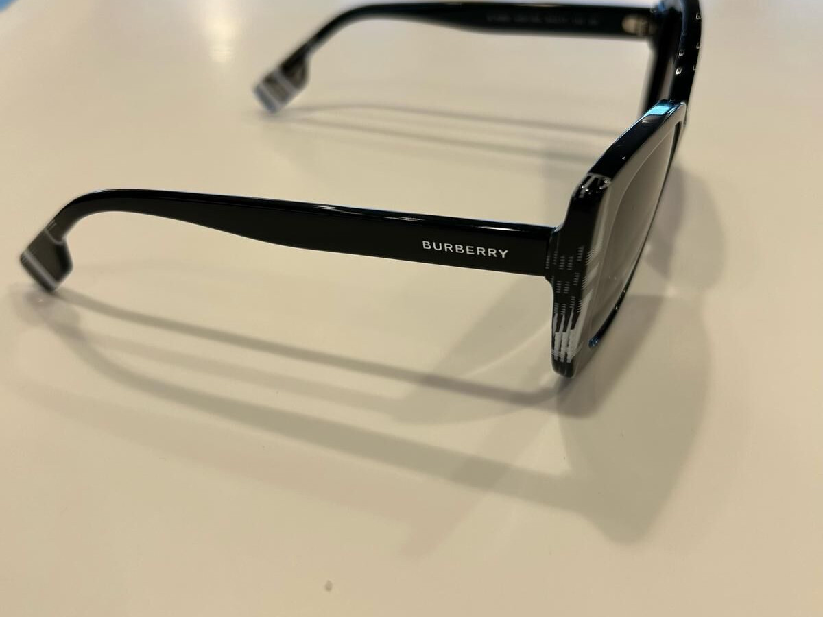 BURBERRY - B 4393 T54/17