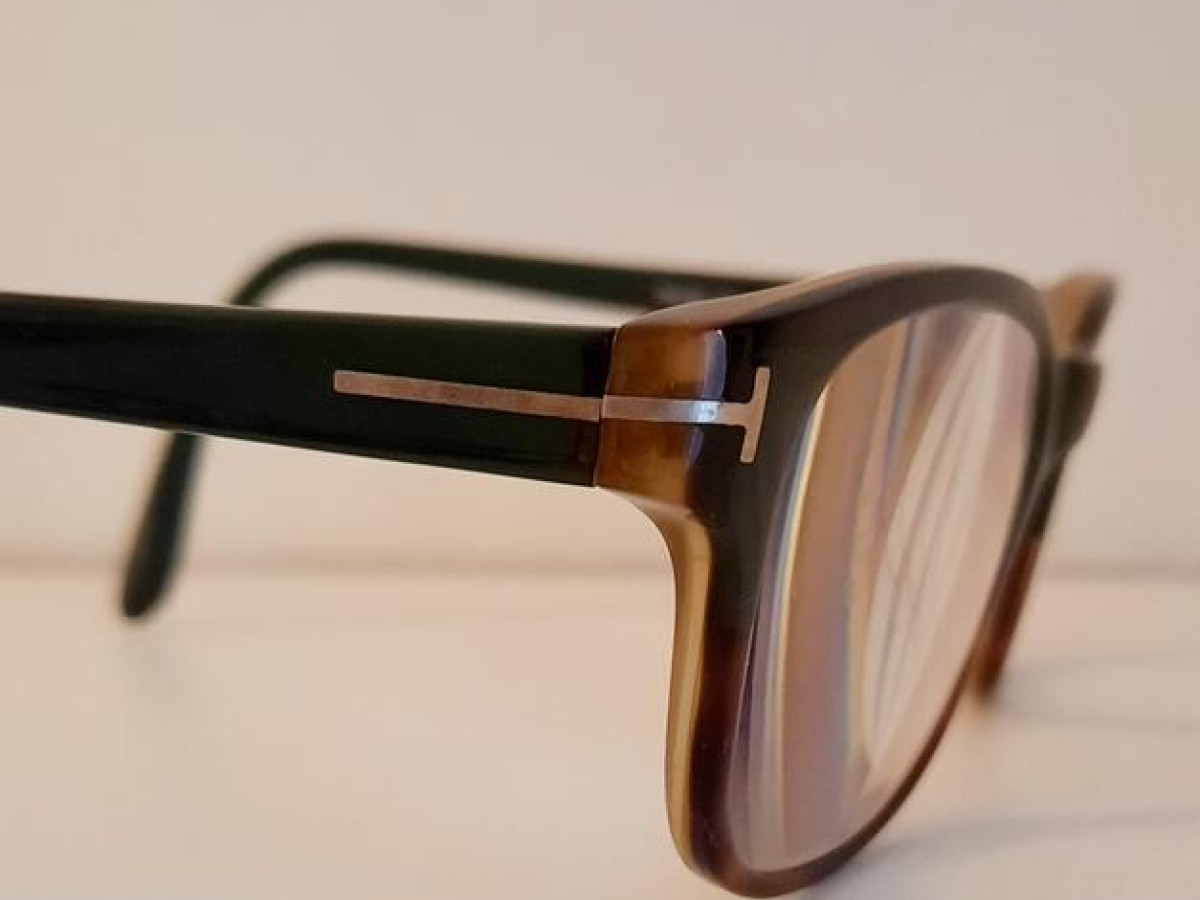 TOM FORD - TF5196