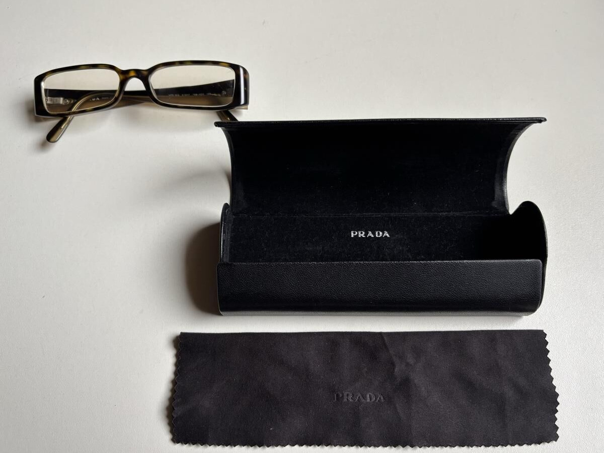 Prada - VPR16G