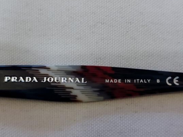 PRADA - VPR05U