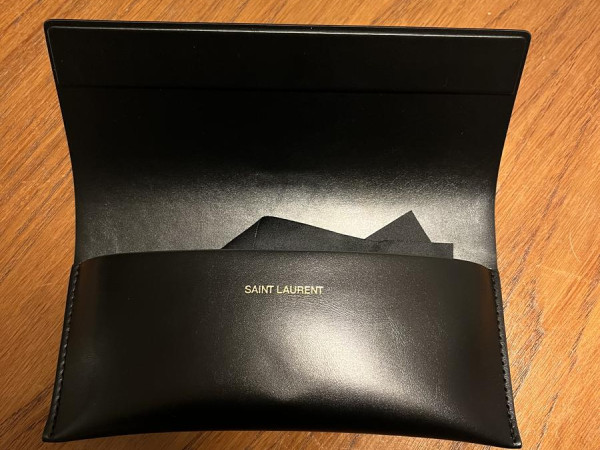 YVES SAINT-LAURENT - SL28 050