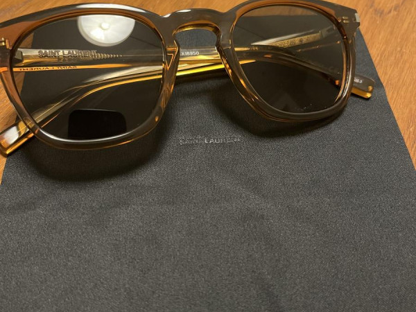 YVES SAINT-LAURENT - SL28 050