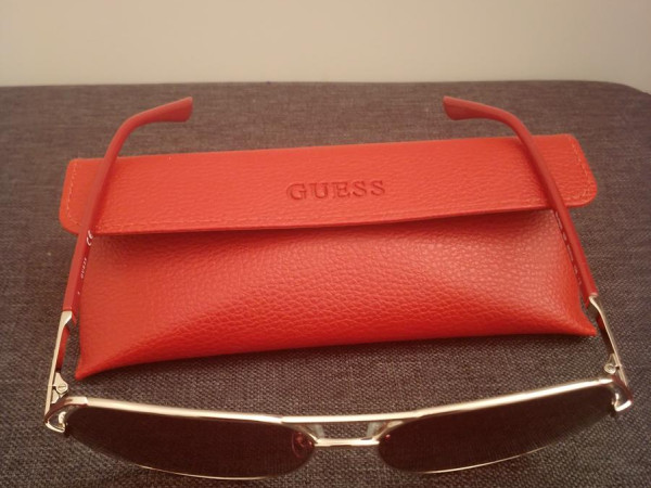 GUESS - GU7825 6032F