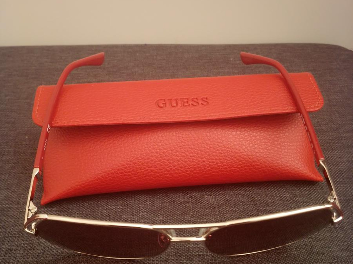 GUESS - GU7825 6032F