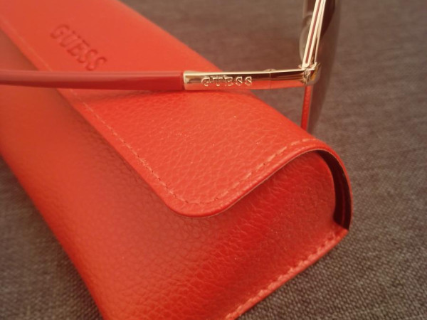 GUESS - GU7825 6032F