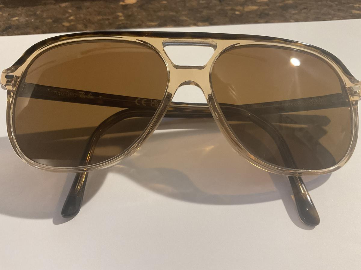 Ray ban