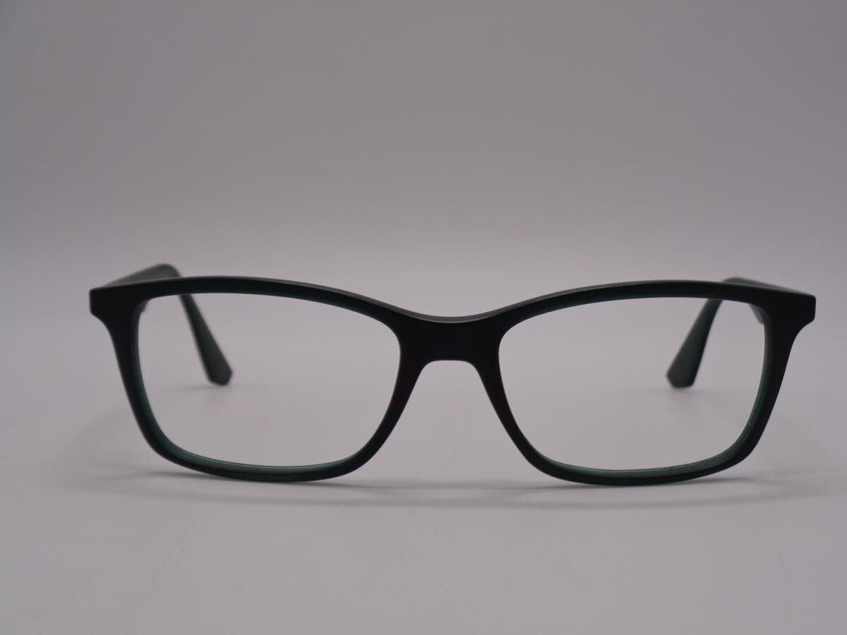 RAY-BAN RB 7047 