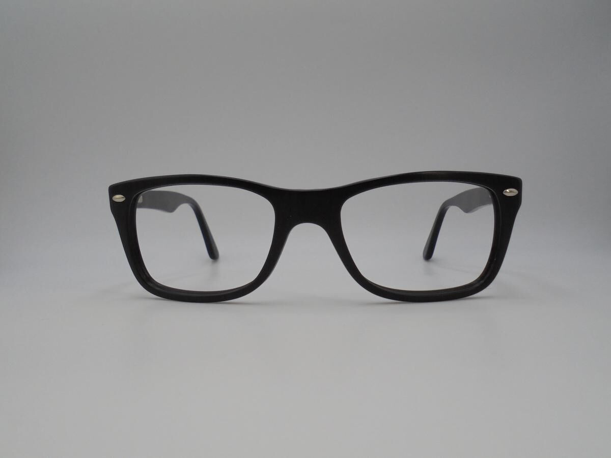 RAY-BAN