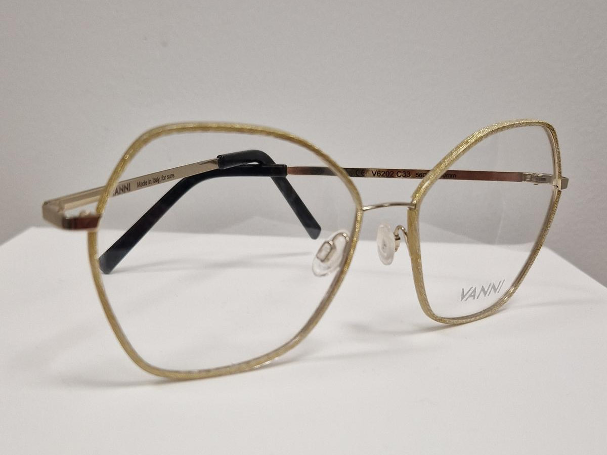 Vanni - V6202