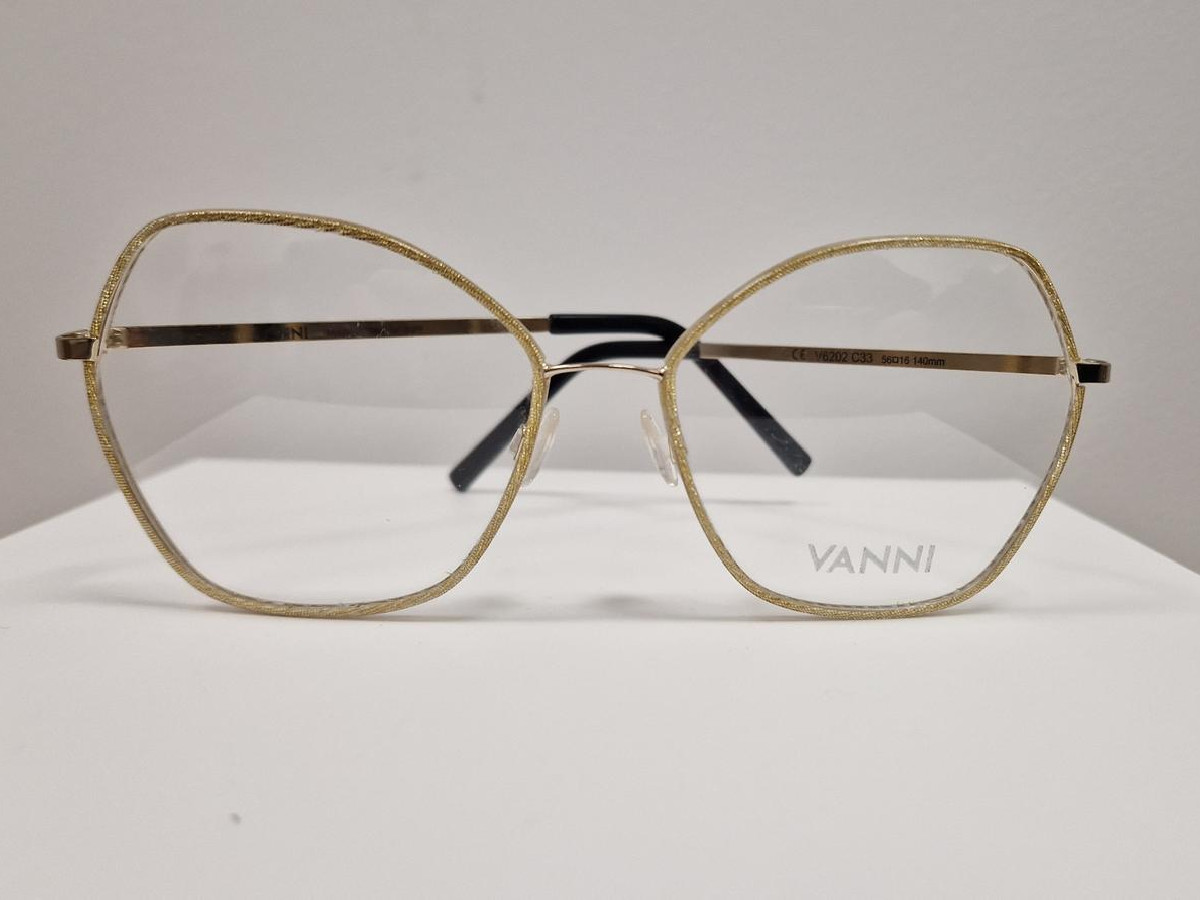 Vanni - V6202