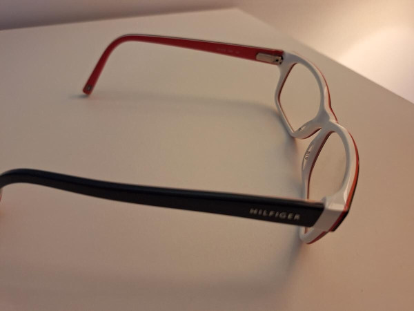 Tommy Hilfiger - TH1018