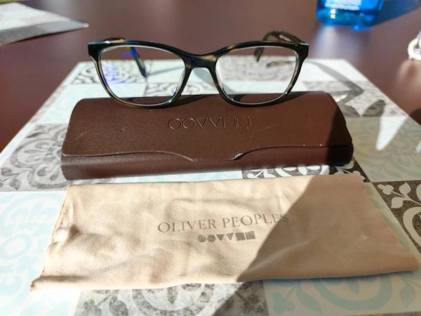 Oliver Peoples  - Modèle OV5194 Folies