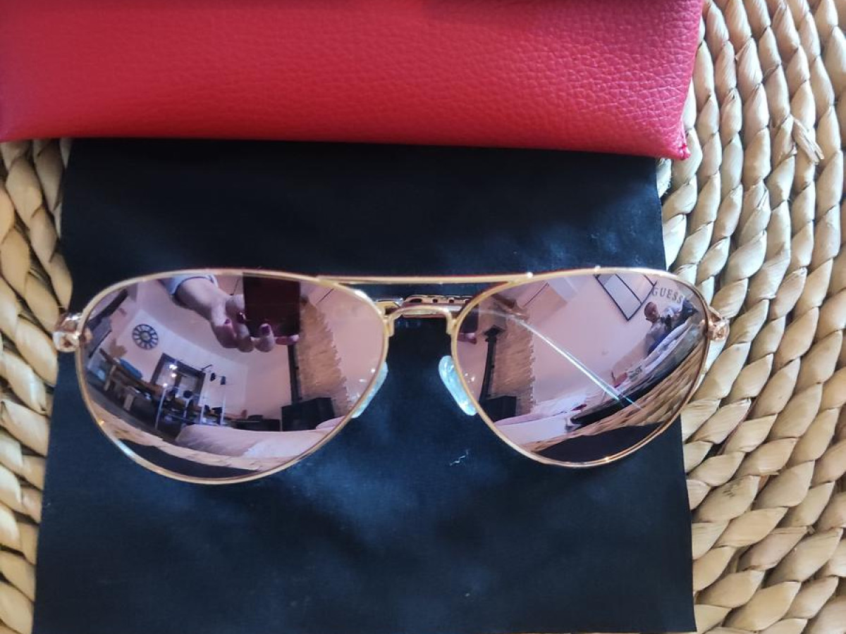 Guess -gf0034
