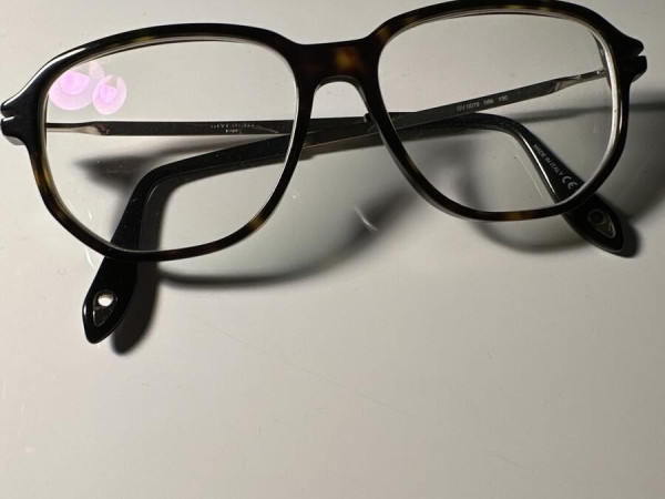 Givenchy - GV0079086150