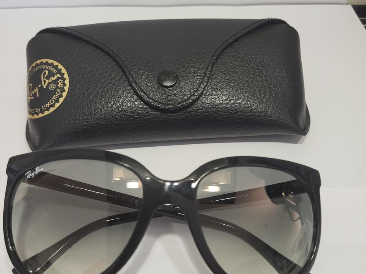 Ray-ban- RB4126 CATS