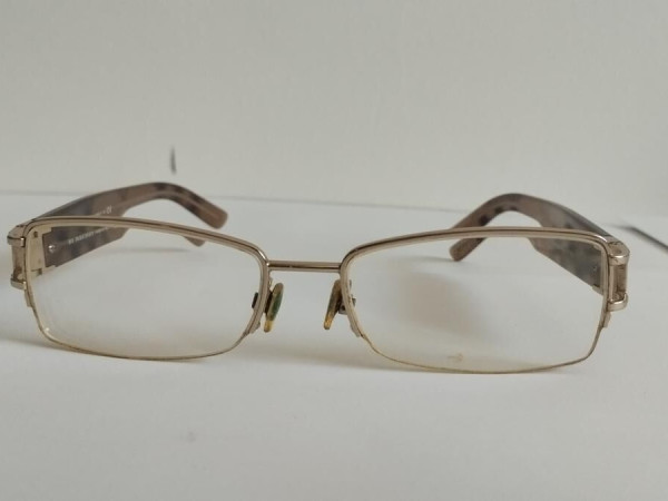 BURBERRY - B1186 1109