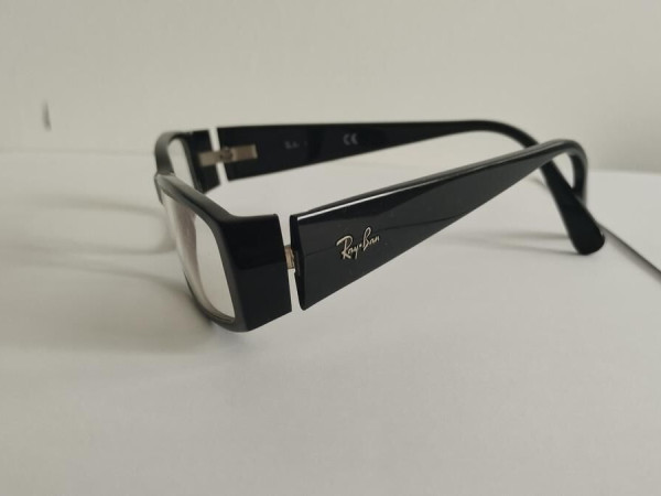 RAY-BAN- RB5075