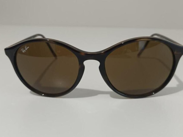 RAY-BAN RB4371