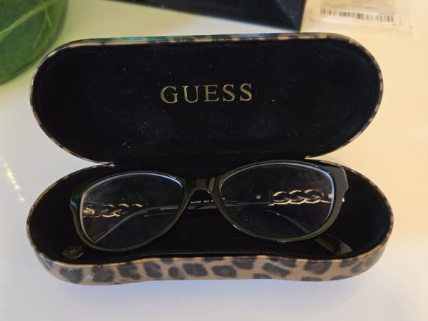 Guess -  GU2381