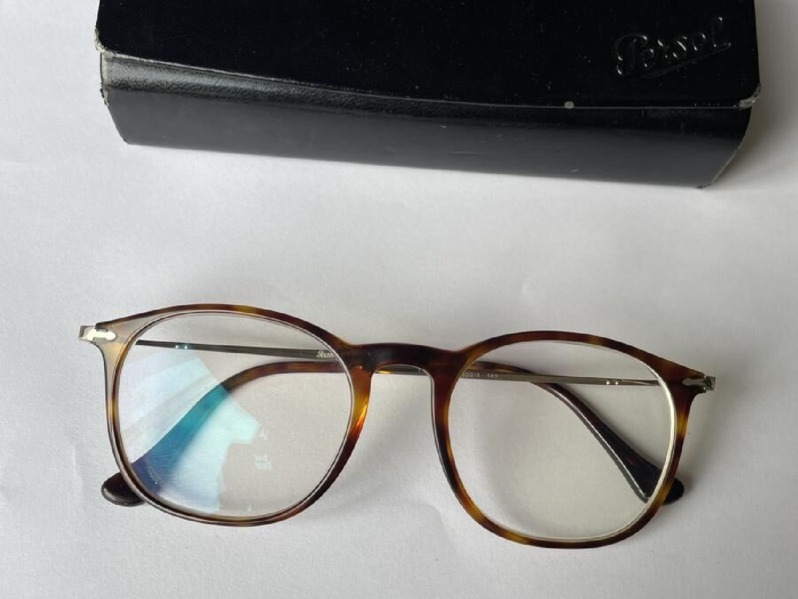 persol po3124v