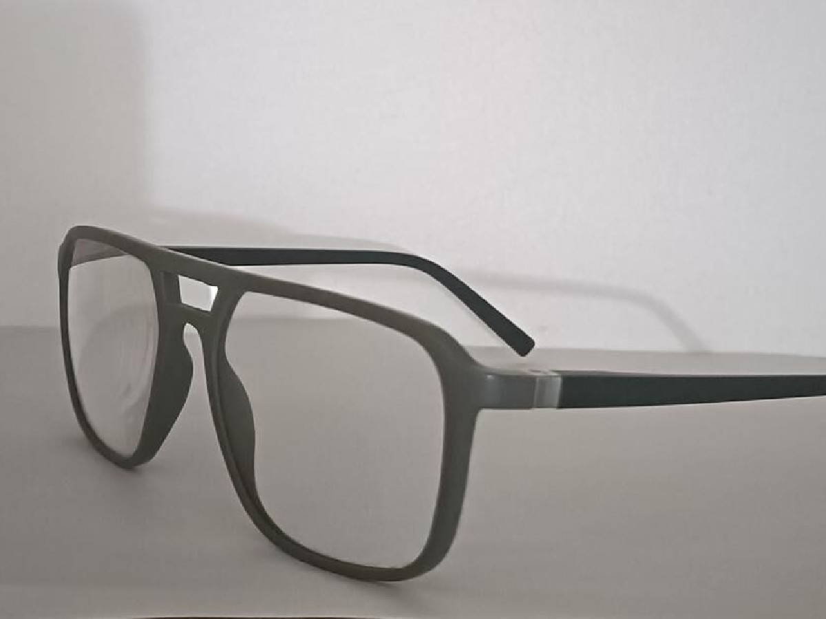 LUKKAS PARIS - LU2104