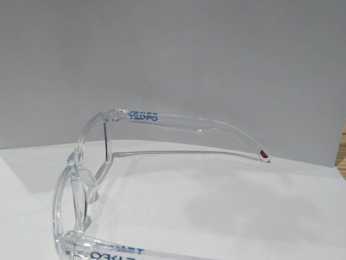 Oakley OO9013-D055