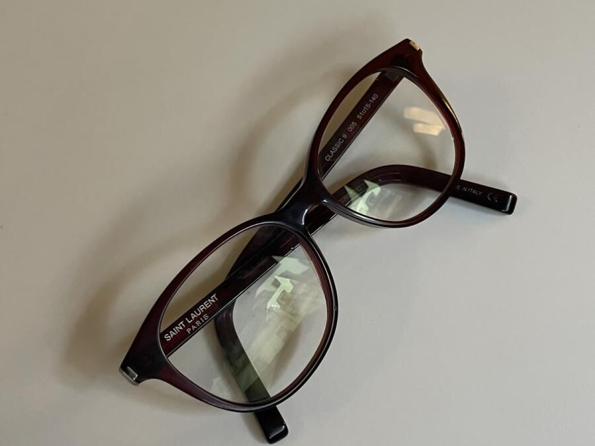 YVES SAINT LAURENT - CLASSIC 9