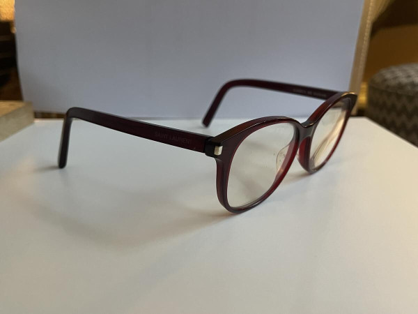 YVES SAINT LAURENT - CLASSIC 9