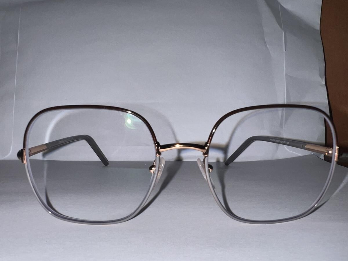 Prada - vpr56w