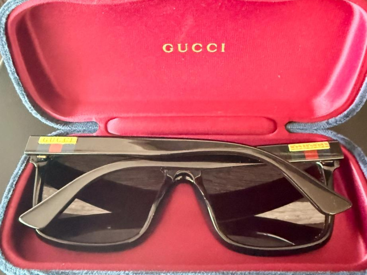 GUCCI - GG0748S