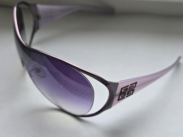 Givenchy - sgv171 col R95