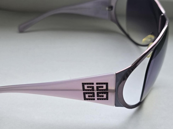 Givenchy - sgv171 col R95
