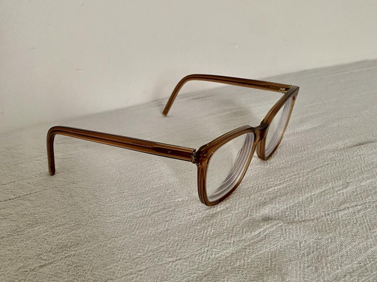 Yves Saint Laurent — SL M129 006