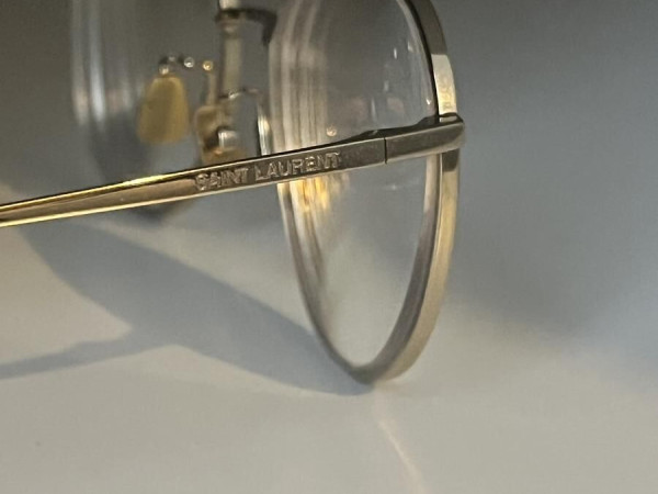 YVES SAINT LAURENT - SL 484